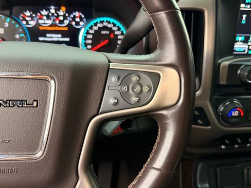 Used 2019 GMC Sierra 2500 Denali w/ Duramax Plus Package AWD/4WD image 52