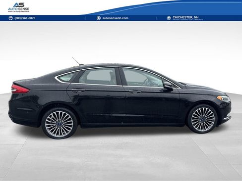 Used 2017 Ford Fusion SE w/ Fusion SE Technology Package AWD/4WD image 9
