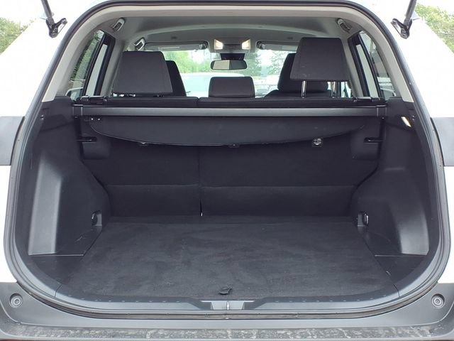 Used 2025 Toyota RAV4 XLE FWD image 9