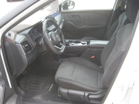 Used 2021 Nissan Rogue S AWD/4WD image 13