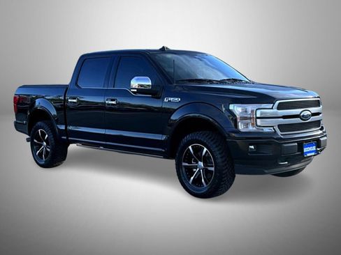 Used 2019 Ford F150 Platinum w/ Equipment Group 701A Luxury AWD/4WD image 3