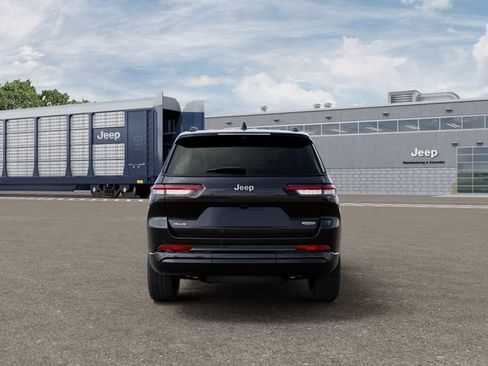 New 2026 Jeep Grand Cherokee L Summit AWD/4WD image 7