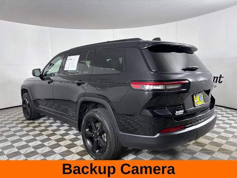 Used 2023 Jeep Grand Cherokee L Laredo AWD/4WD image 9