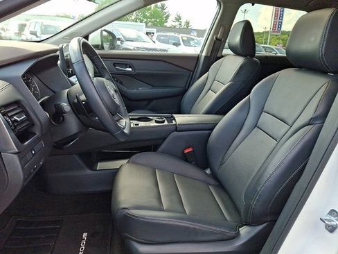 Used 2023 Nissan Rogue SL w/ SL Premium Package AWD/4WD image 17