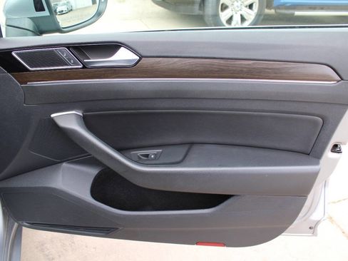 Used 2019 Volkswagen Arteon SEL FWD image 11