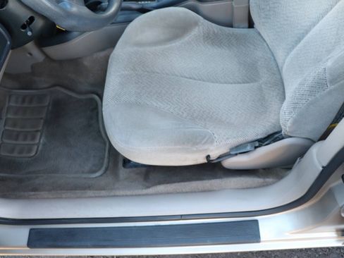 Used 1997 Chevrolet Cavalier LS w/ Preferred Equipment Group 2 FWD image 18
