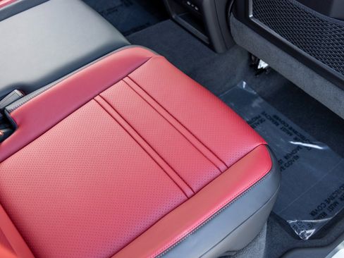 New 2026 Porsche Cayenne E-Hybrid image 48