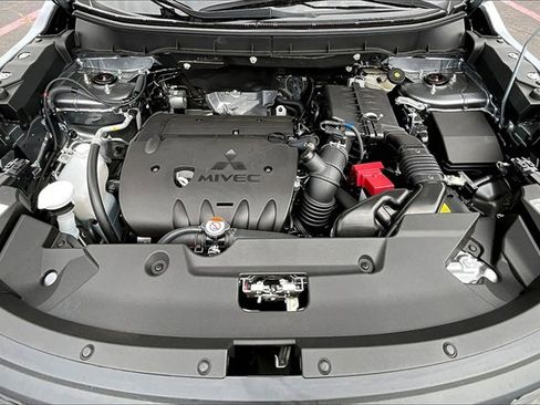 New 2025 Mitsubishi Outlander Sport SE image 28