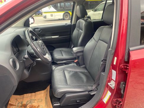 Used 2016 Jeep Compass High Altitude image 18
