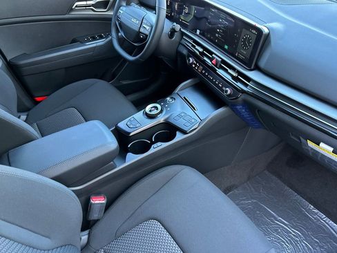 New 2026 Kia Sportage S AWD/4WD image 16