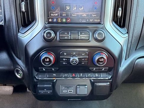 Used 2022 Chevrolet Silverado 2500 LT w/ Convenience Package AWD/4WD image 32