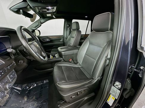 Used 2024 Chevrolet Tahoe Premier AWD/4WD image 31