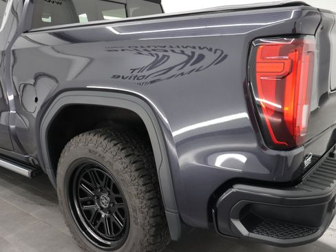 Used 2023 GMC Sierra 1500 Denali AWD/4WD image 37