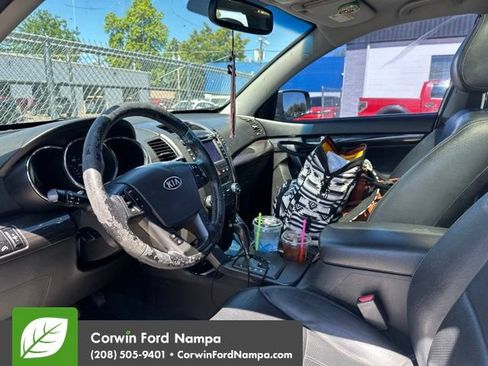 Used 2012 Kia Sorento EX w/ EX V6 Premium Pkg AWD/4WD image 6