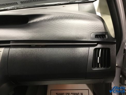 Used 2015 Toyota Prius Three image 41