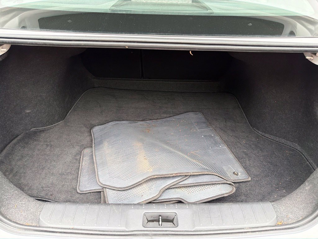 Used 2025 Nissan Sentra SV FWD image 22