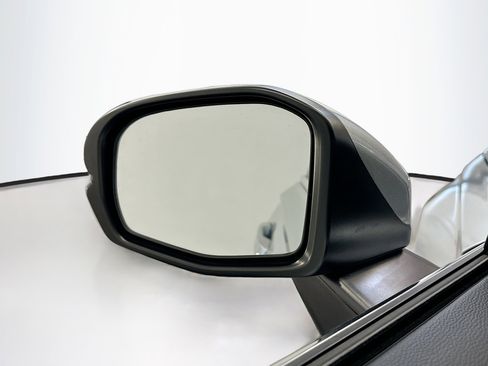 Used 2025 Honda CR-V LX image 16