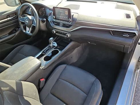 Used 2023 Nissan Altima 2.5 SV image 32