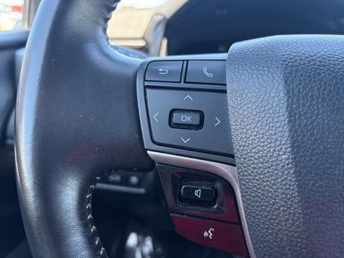 Certified 2025 Toyota Camry SE FWD image 27