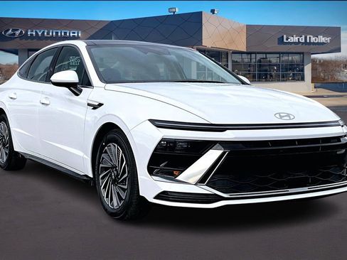 New 2026 Hyundai Sonata SEL image 2