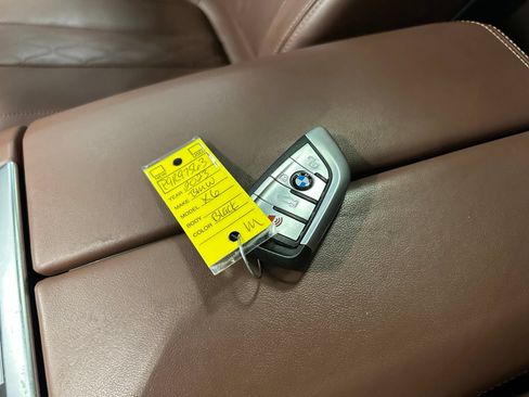 Used 2023 BMW X6 M50i AWD/4WD image 37