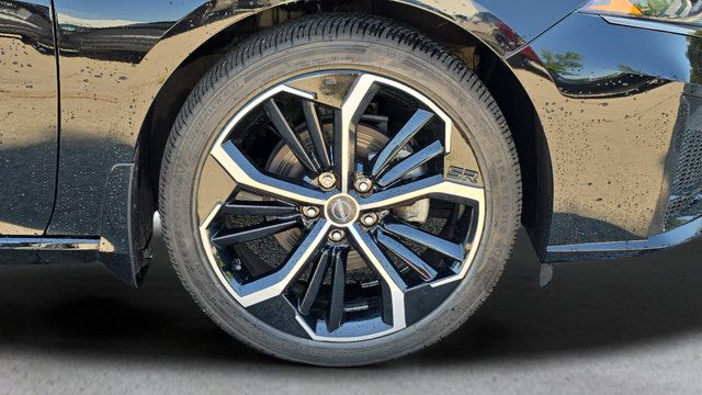 Used 2023 Nissan Altima 2.5 SR FWD image 17