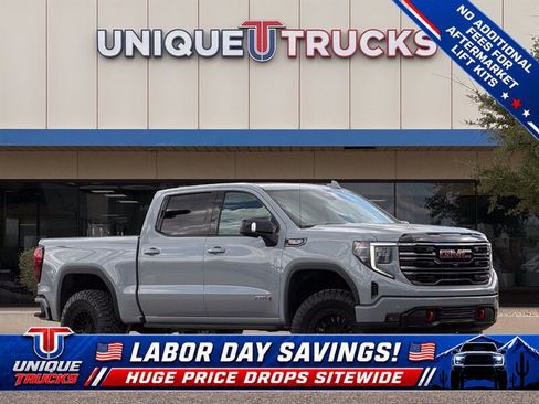 Used 2024 GMC Sierra 1500 AT4 w/ Technology Package AWD/4WD image 1