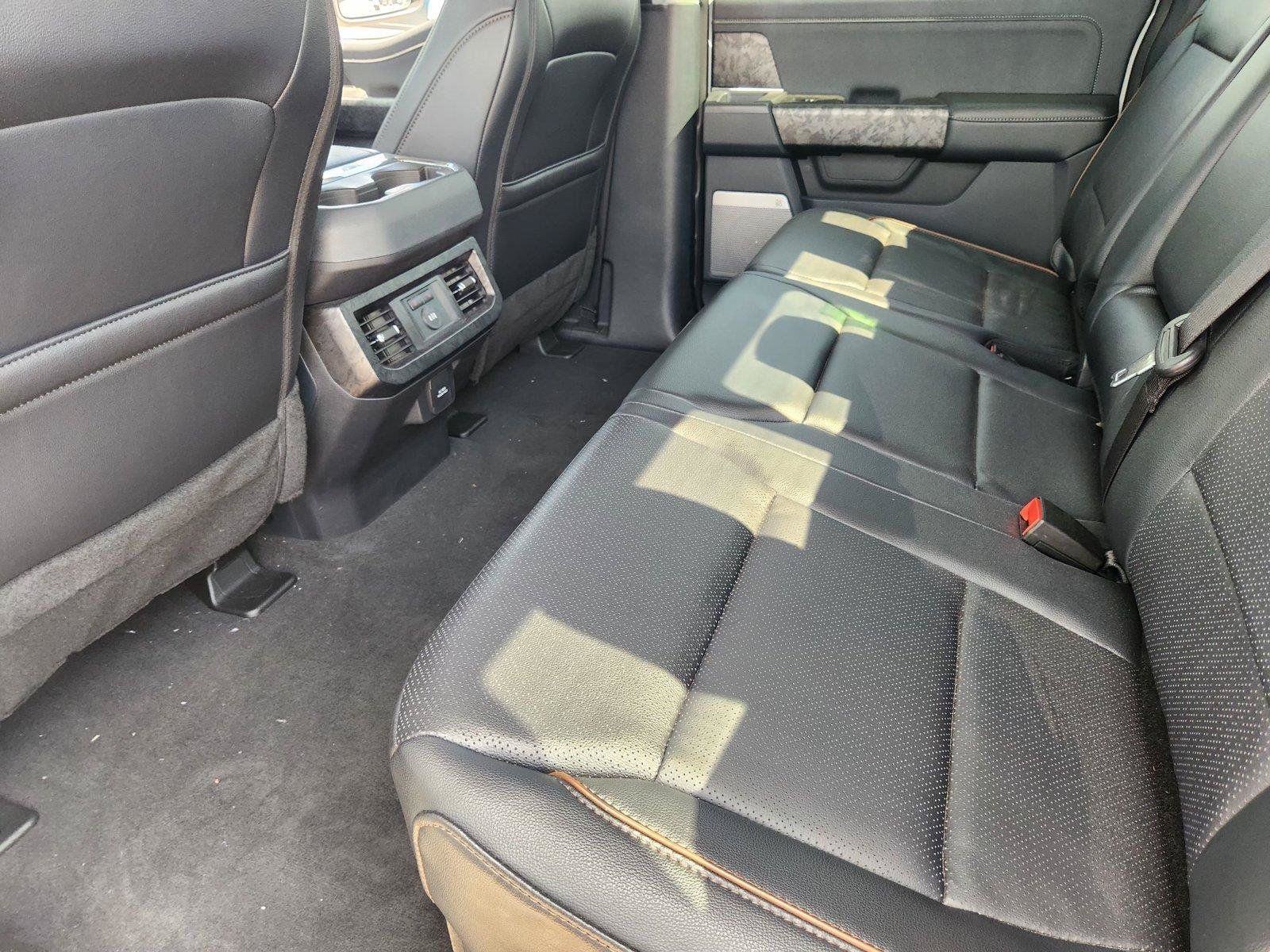 New 2025 Ford F250 Lariat w/ Lariat Ultimate Package AWD/4WD image 21