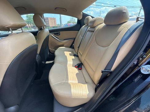 Used 2012 Hyundai Elantra GLS w/ Preferred Pkg 3 image 10