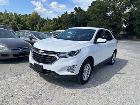 Used 2021 Chevrolet Equinox LT w/ LPO, Floor Liner Package image 2