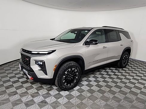 New 2026 Chevrolet Traverse Z71 w/ Enhanced Driving Package image 5