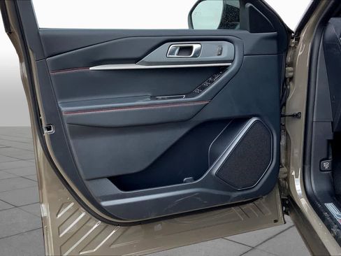 New 2026 Ford Explorer ST-Line RWD image 10