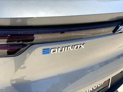 New 2026 Chevrolet Equinox EV LT FWD image 15