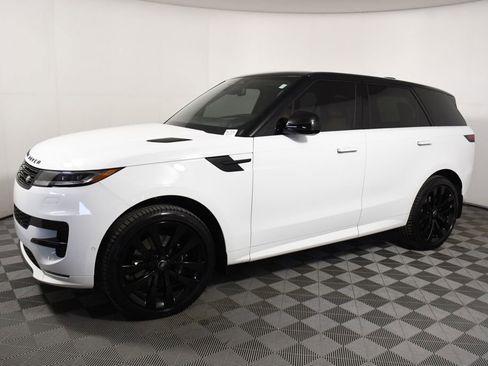 Used 2024 Land Rover Range Rover Sport Dynamic SE image 2