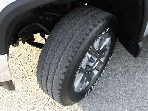 Used 2021 Chevrolet Silverado 3500 LT w/ Convenience Package image 39