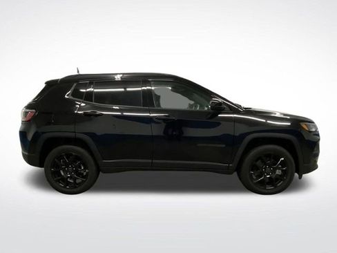 New 2025 Jeep Compass Latitude w/ Sun & Sound Group image 2