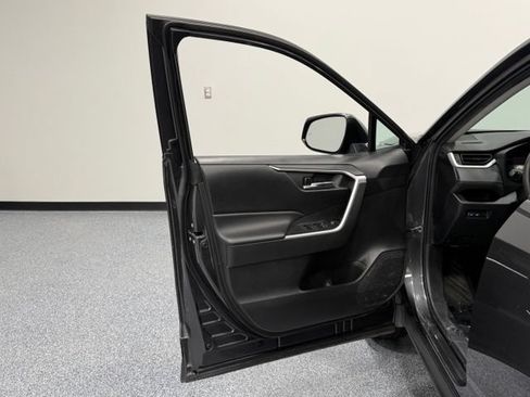 Used 2024 Toyota RAV4 XLE FWD image 13