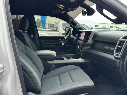 Used 2022 RAM 1500 Big Horn image 10