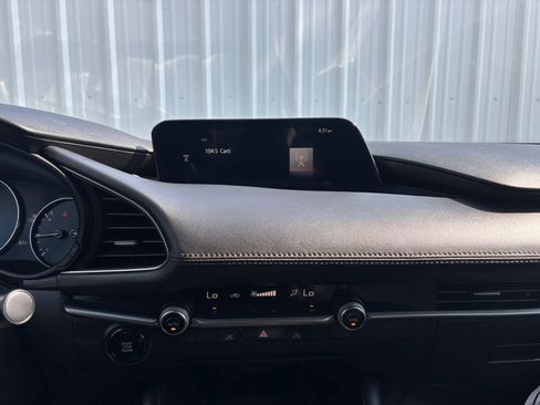 Used 2023 MAZDA MAZDA3 s FWD image 31