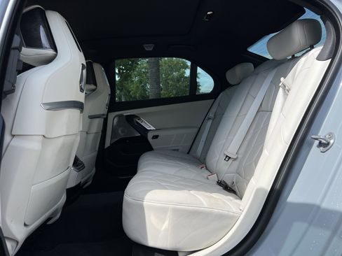 Used 2023 BMW 740i RWD image 31