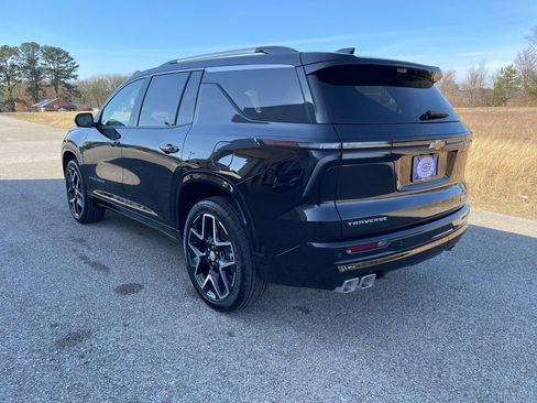 New 2026 Chevrolet Traverse High Country w/ LPO, Floor Liner Package FWD image 3