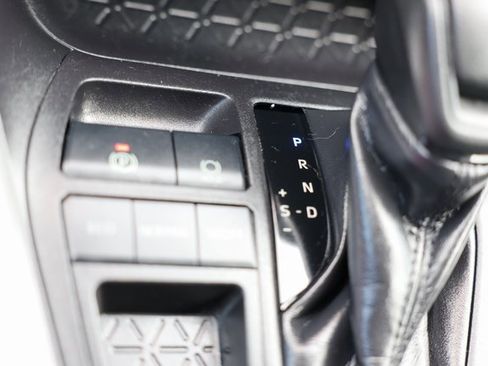 Used 2019 Toyota RAV4 LE image 25