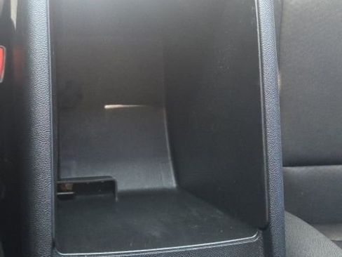 Used 2020 Chevrolet Malibu LT FWD image 32