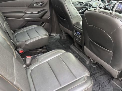 Used 2020 Chevrolet Traverse Premier image 41