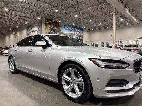 Used 2018 Volvo S90 T5 Momentum w/ Convenience Package image 23