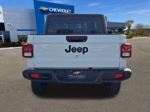 Used 2025 Jeep Gladiator Sport AWD/4WD image 26