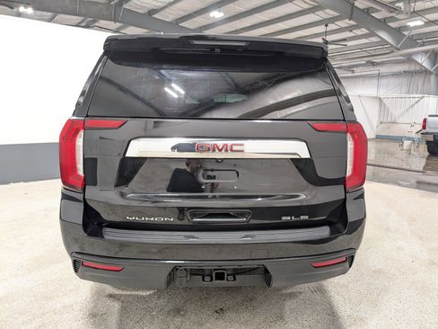 Used 2022 GMC Yukon XL SLE w/ Gmc Pro Safety Plus Package image 4