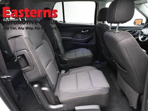 Used 2020 Chevrolet Traverse LT AWD/4WD image 23