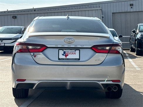 Used 2023 Toyota Camry SE image 8