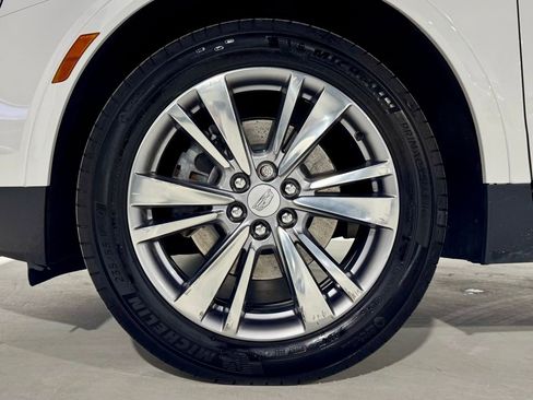 Used 2024 Cadillac XT5 Premium Luxury image 33